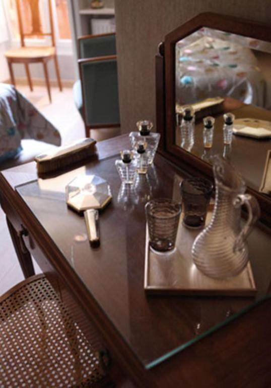 Chambres D'Hotes La Closerie Des Trois Marottes Melun Oda fotoğraf