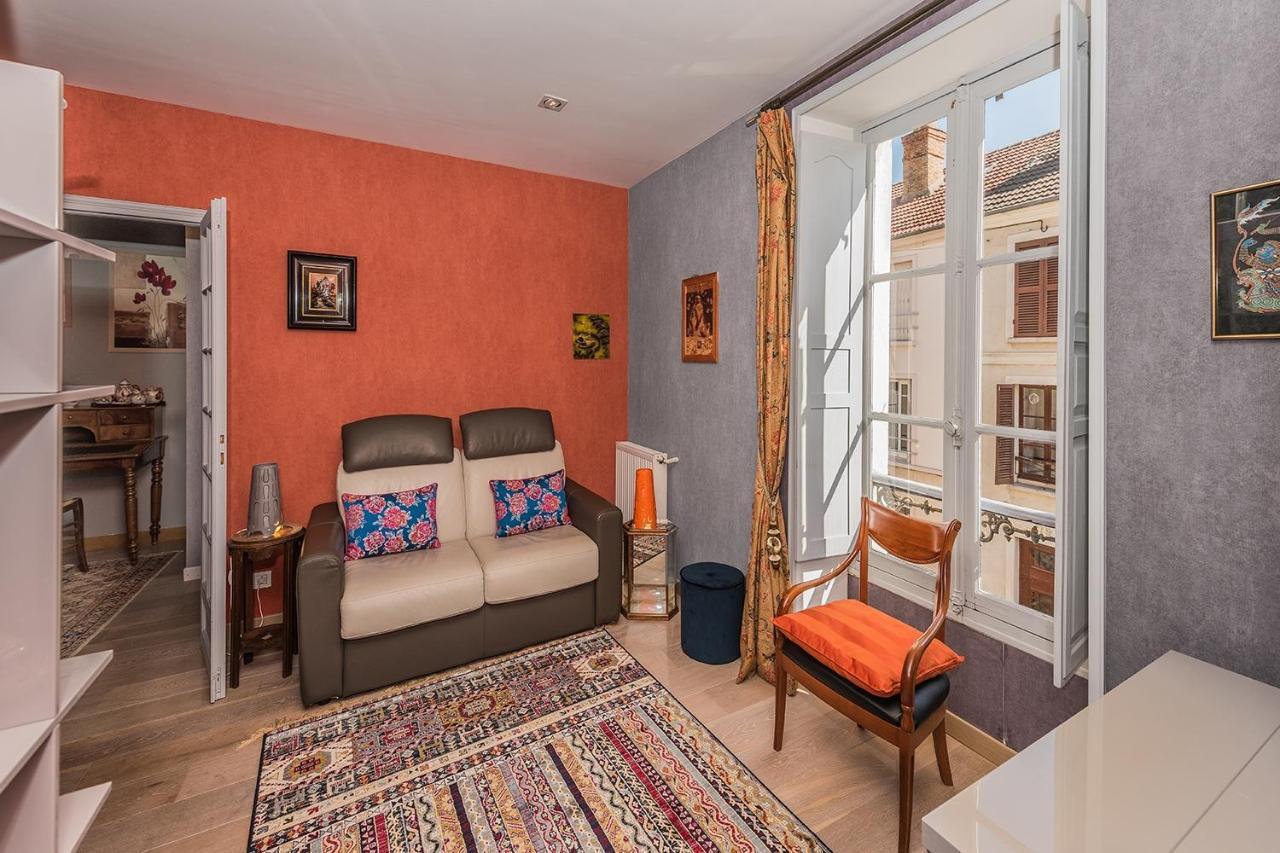 Chambres D'Hotes La Closerie Des Trois Marottes Melun Dış mekan fotoğraf