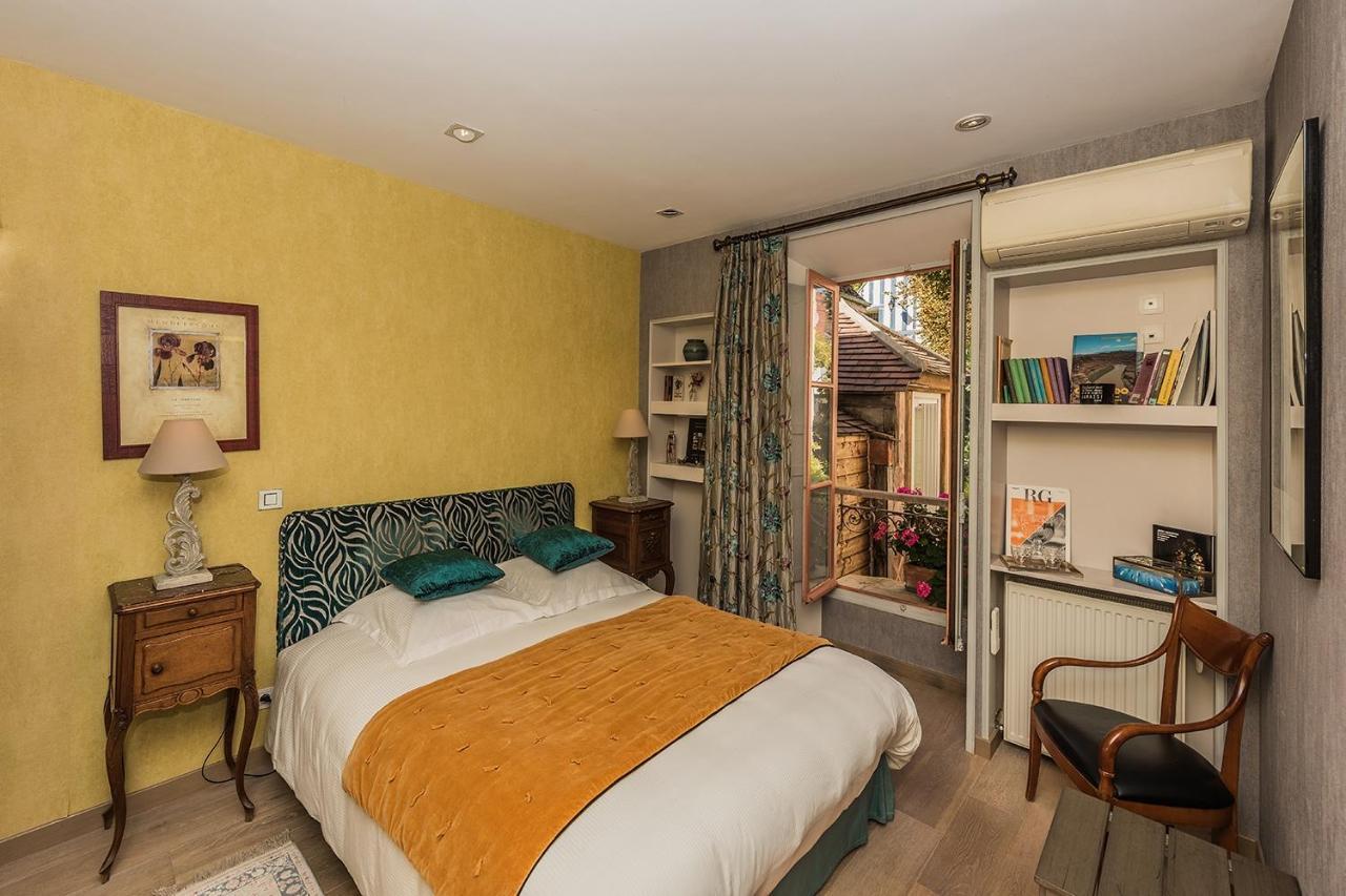 Chambres D'Hotes La Closerie Des Trois Marottes Melun Dış mekan fotoğraf