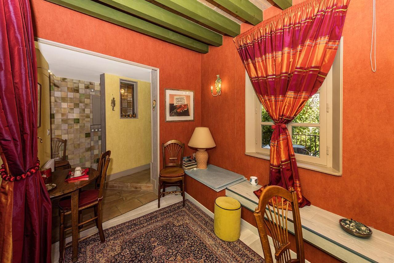 Chambres D'Hotes La Closerie Des Trois Marottes Melun Dış mekan fotoğraf